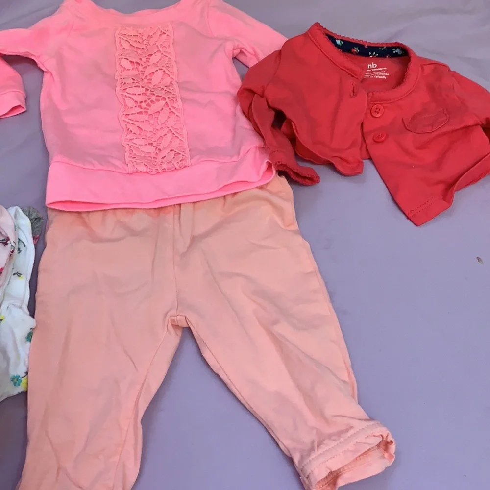 Newborn Girl Carter’s 9 piece bundle set lot